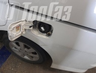 ��� �� Toyota Isis - 