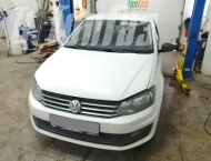   Volkswagen Polo - 