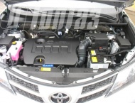   Toyota RAV4 -    