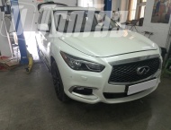   Infiniti QX60 - 