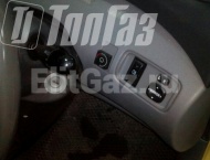 ГБО на Toyota Funcargo - Кнопка переключения газ/бензин