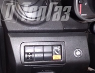 ГБО на Mazda CX-7 - кнопка переключения газ/бензин