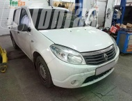 ��� �� Renault Sandero  - 