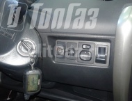 ГБО на Toyota Ist - Кнопка переключения газ/бензин