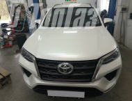 ��� �� Toyota Fortuner - 