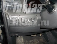 ГБО на Toyota Camry - Кнопка переключения газ/бензин